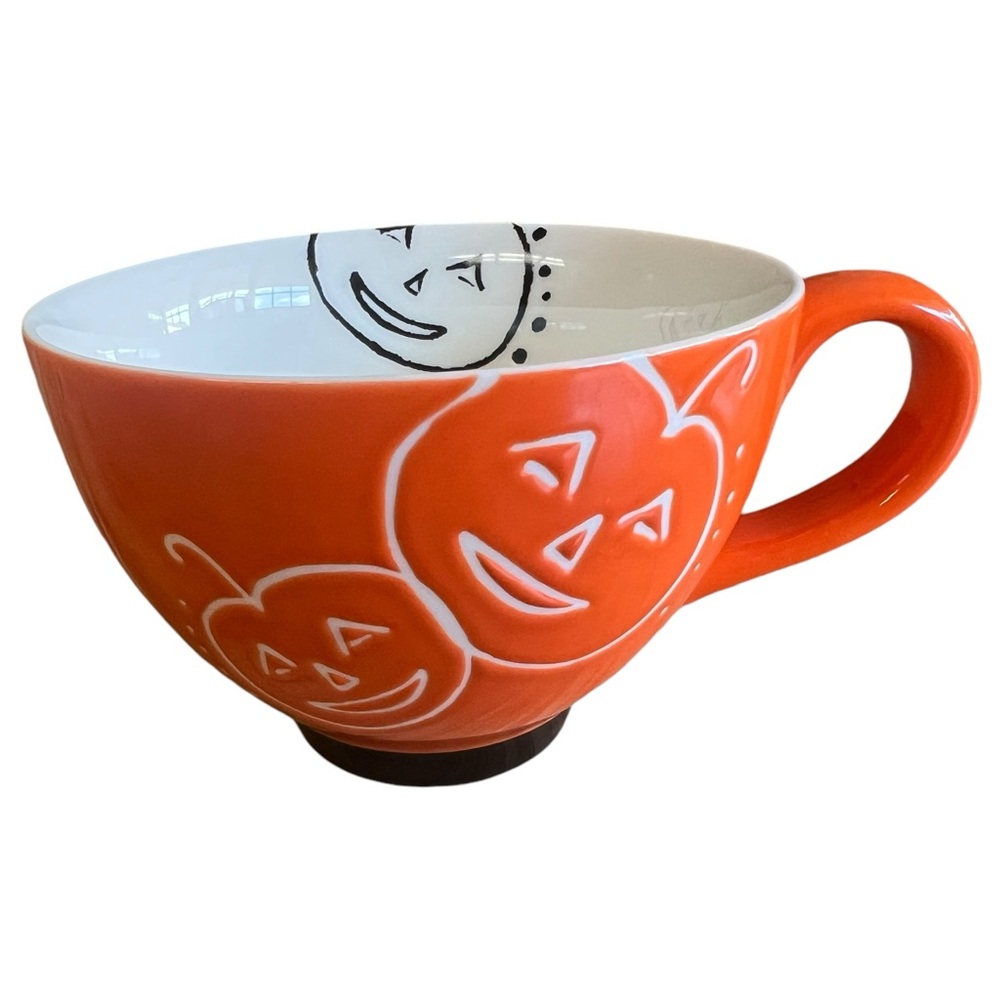 STARBUCKS 2007 10 oz Halloween Coffee Tea Mug Pumpkins Orange White Gift